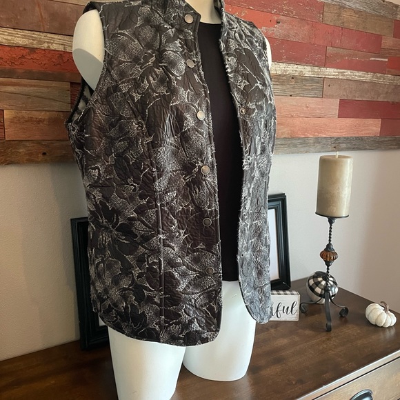 Coldwater creek vest - Picture 2 of 5